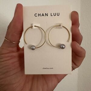 Chan Luu Gold Hoop Earrings with Silver Gray Pearl